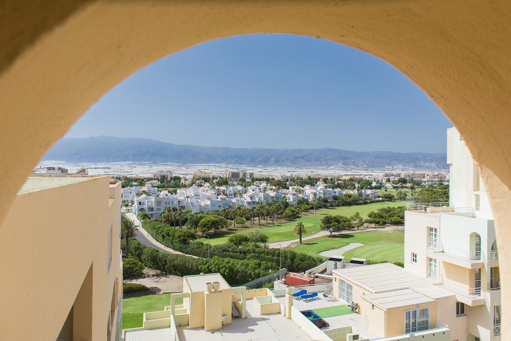 Apartamentos Fenix Beach Roquetas de Mar Eksteriør billede